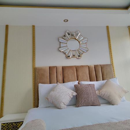 Mavi Guest House อีสต์ลอนดอน ภายนอก รูปภาพ