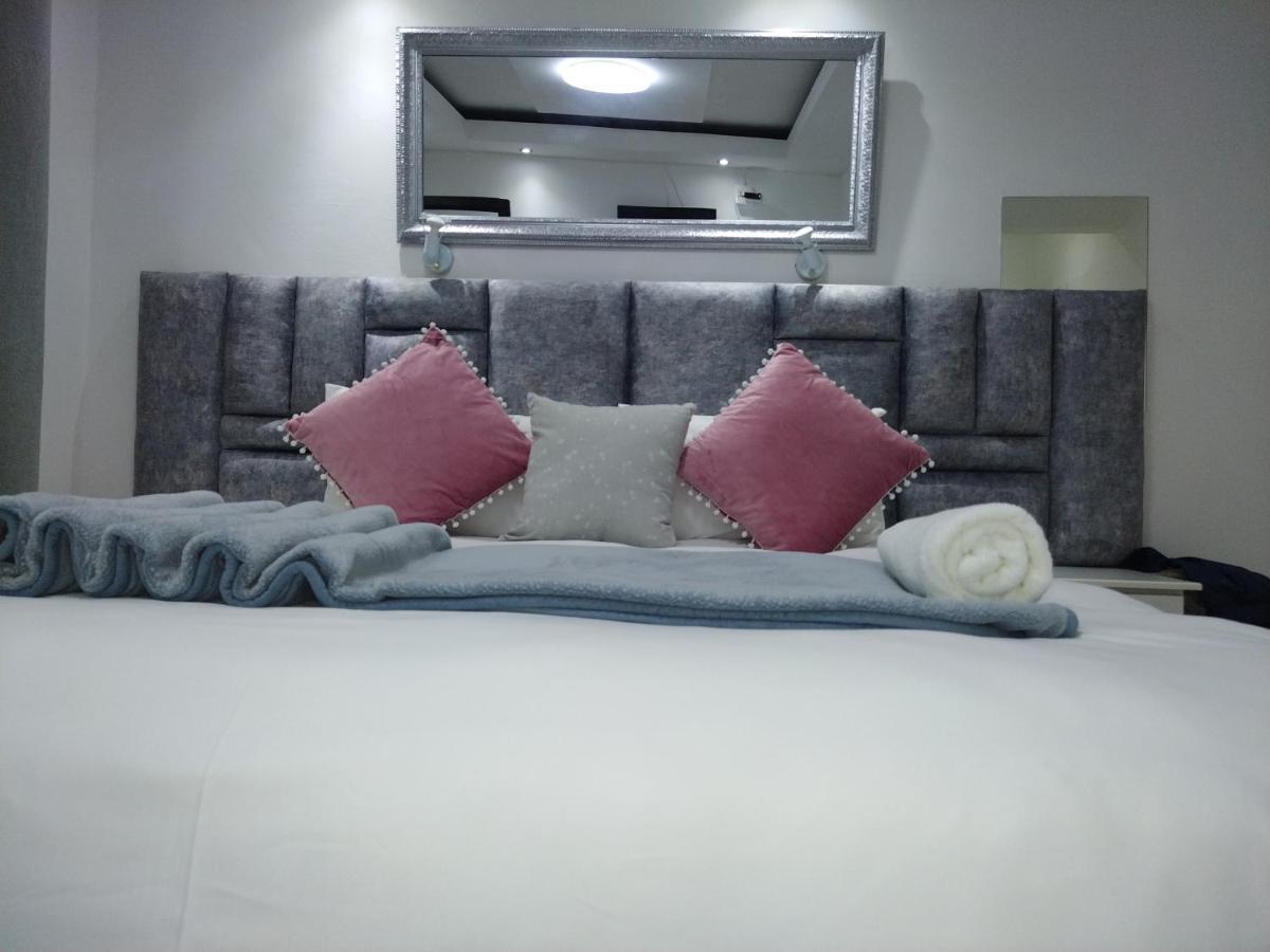 Mavi Guest House อีสต์ลอนดอน ภายนอก รูปภาพ