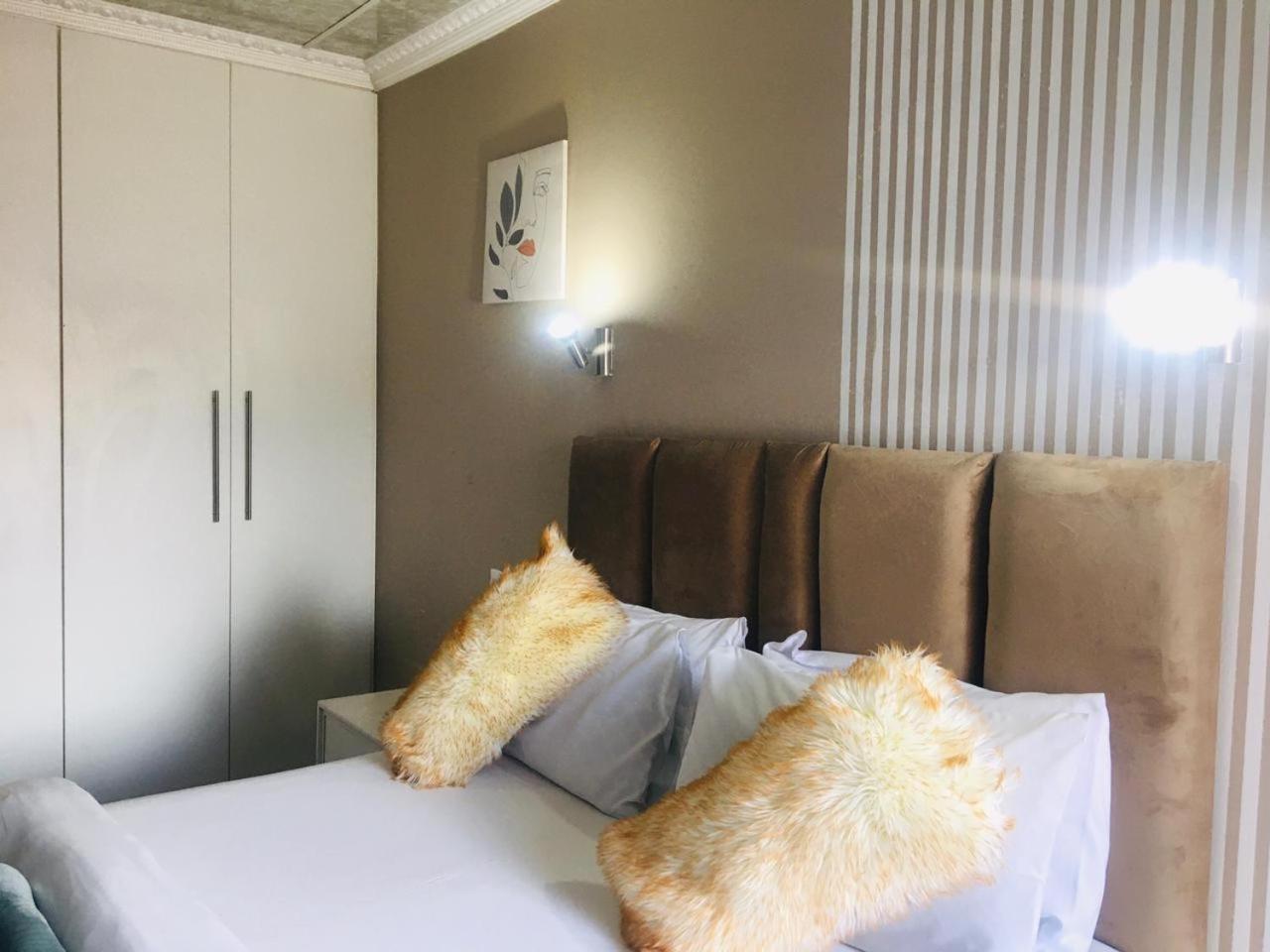 Mavi Guest House อีสต์ลอนดอน ภายนอก รูปภาพ